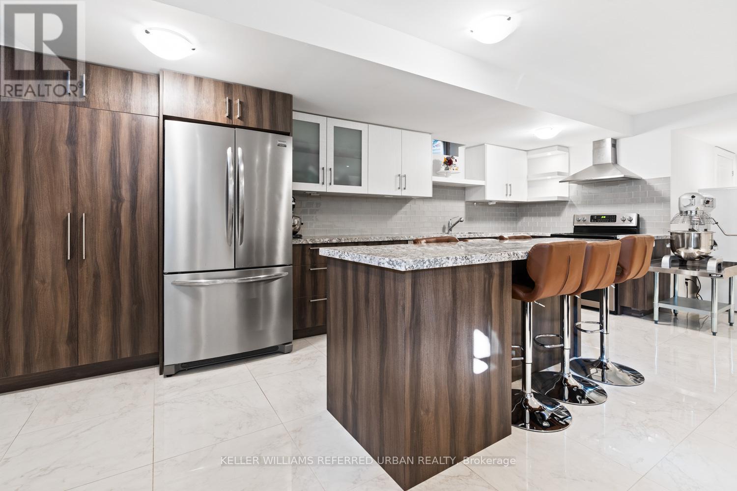 58 Wells Orchard Crescent, King, ON - Indoor Photo Showing Kitchen