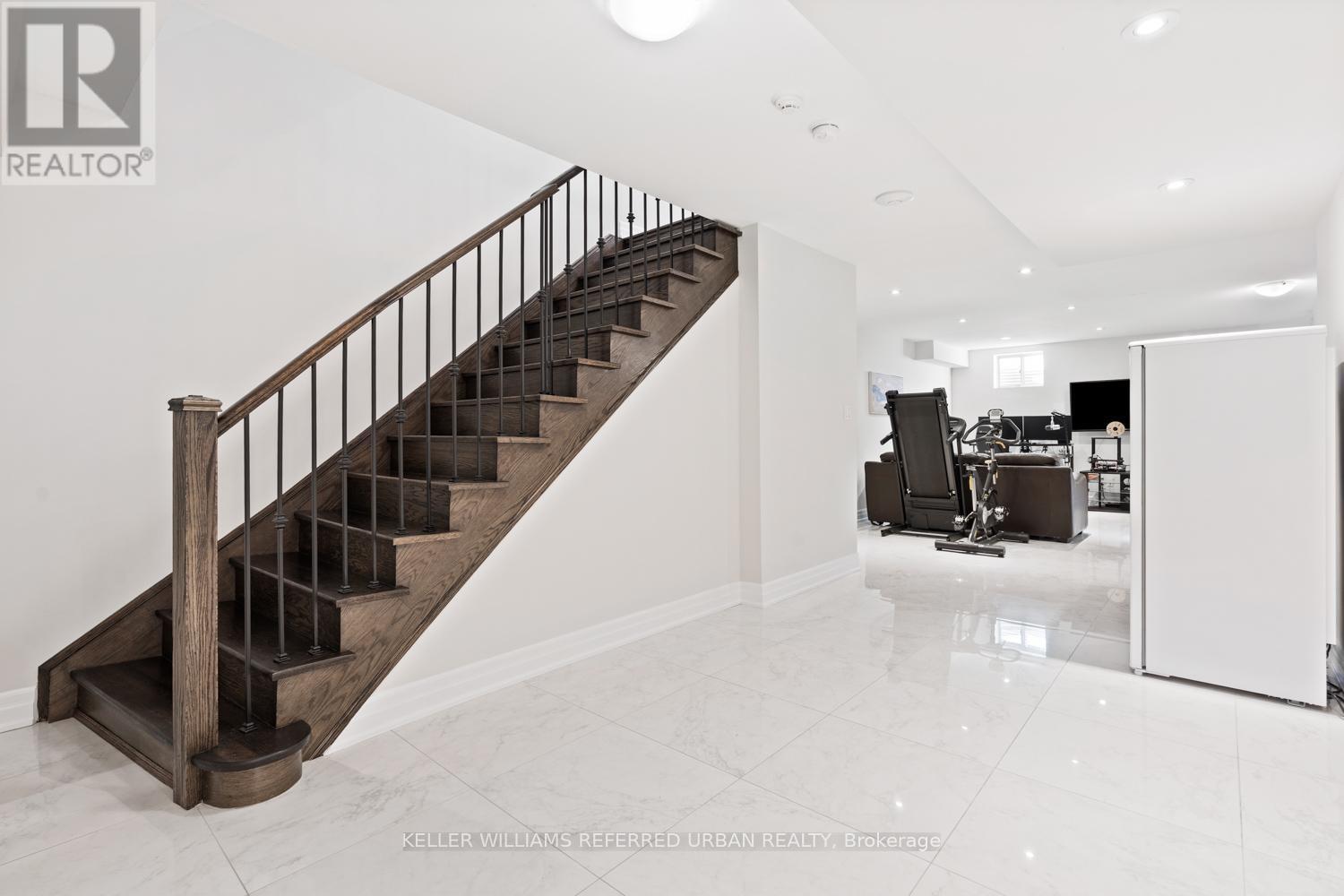 58 Wells Orchard Crescent, King, ON - Indoor Photo Showing Other Room