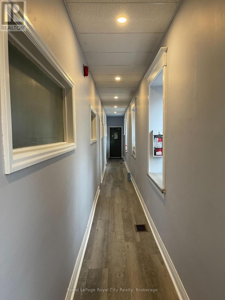 6 - 21 Gordon Street, Guelph (Downtown), ON - Indoor Photo Showing Other Room