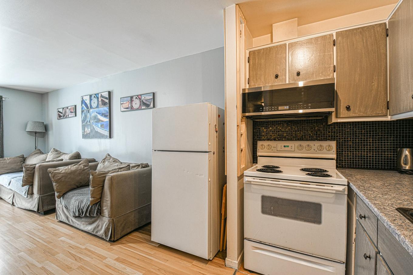 Cuisine - 90 Rue Desjardins, Sainte-Agathe-Des-Monts, QC - Indoor Photo Showing Kitchen
