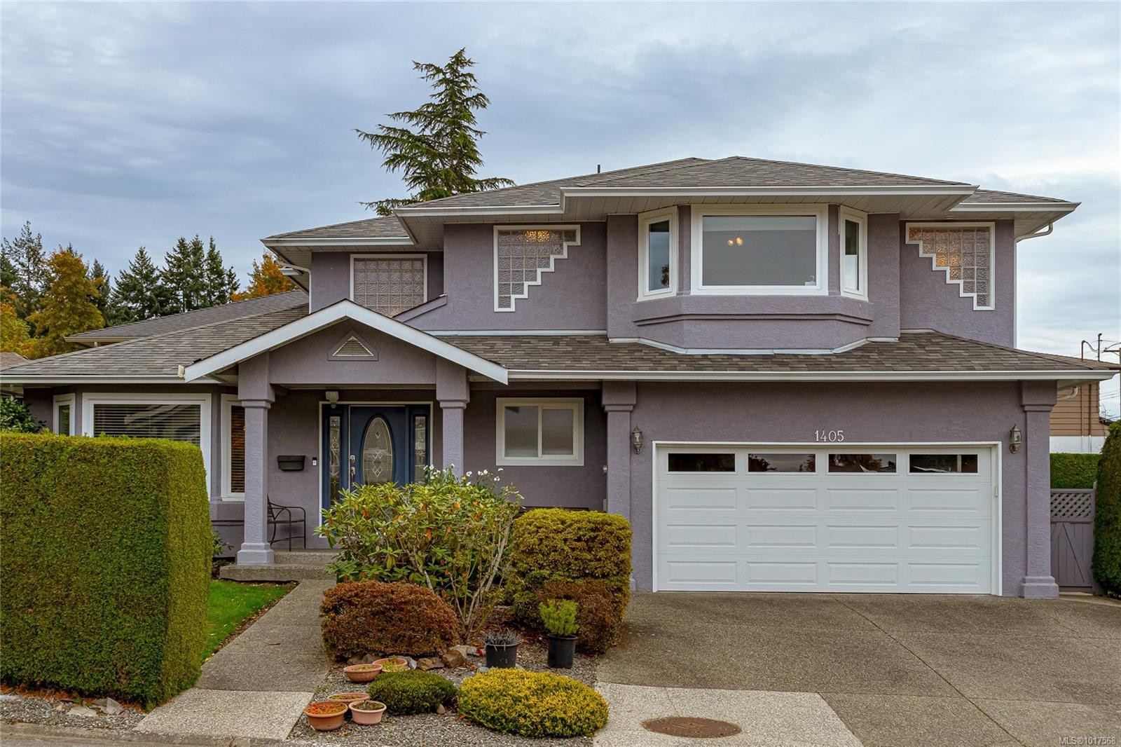 1405 Anna Clare Pl, Saanich, BC