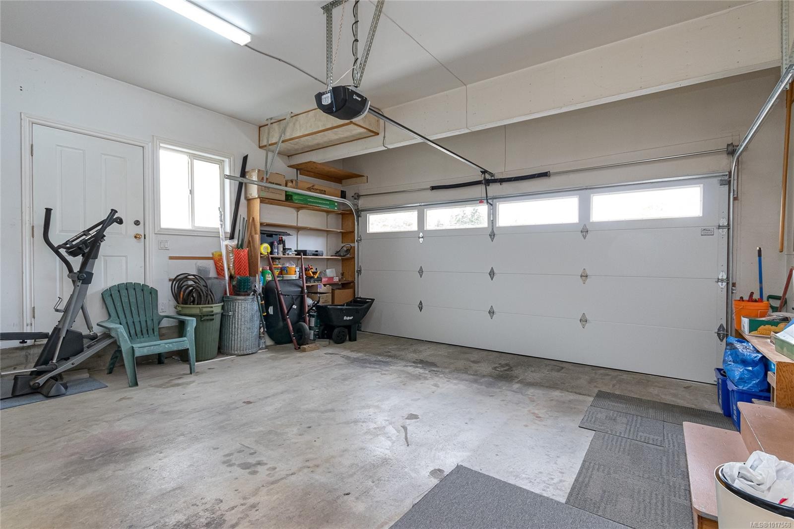 1405 Anna Clare Pl, Saanich, BC