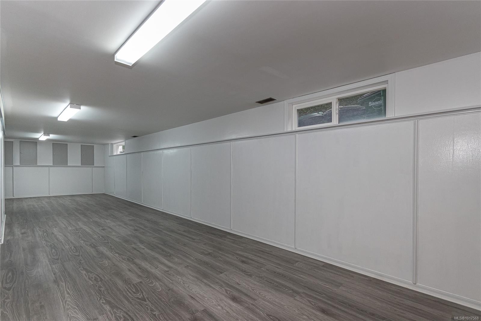 1405 Anna Clare Pl, Saanich, BC