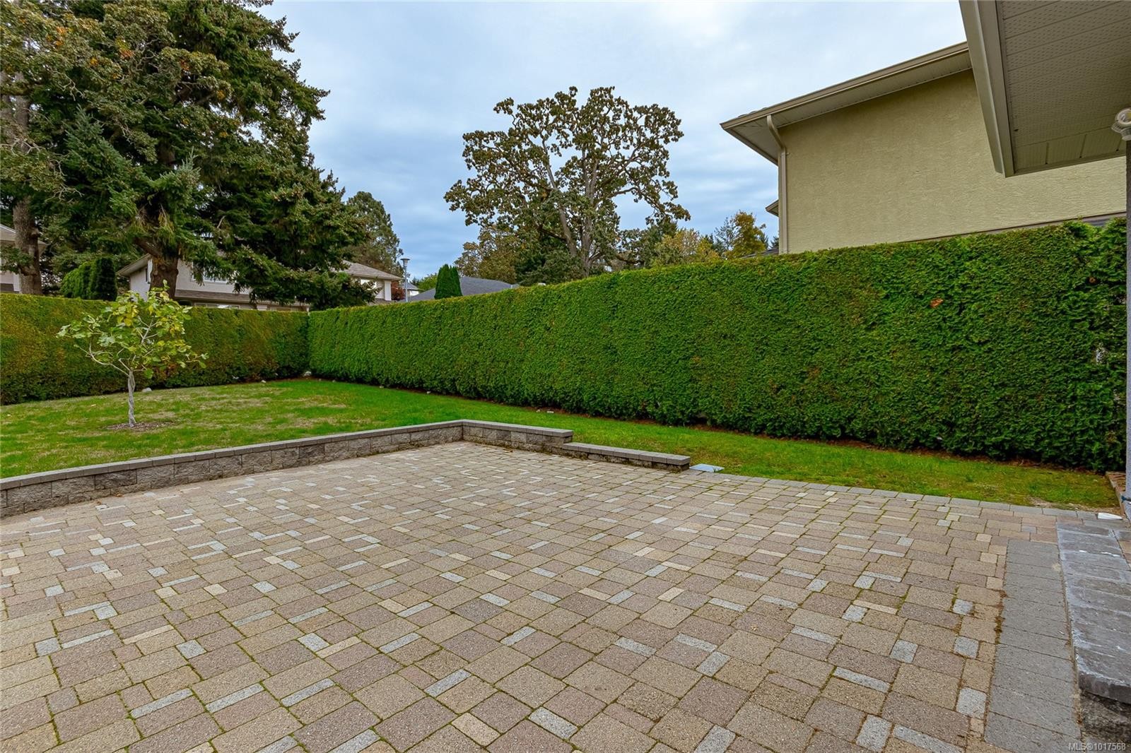 1405 Anna Clare Pl, Saanich, BC