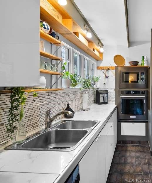 1168 Burnside Rd West, Saanich, BC