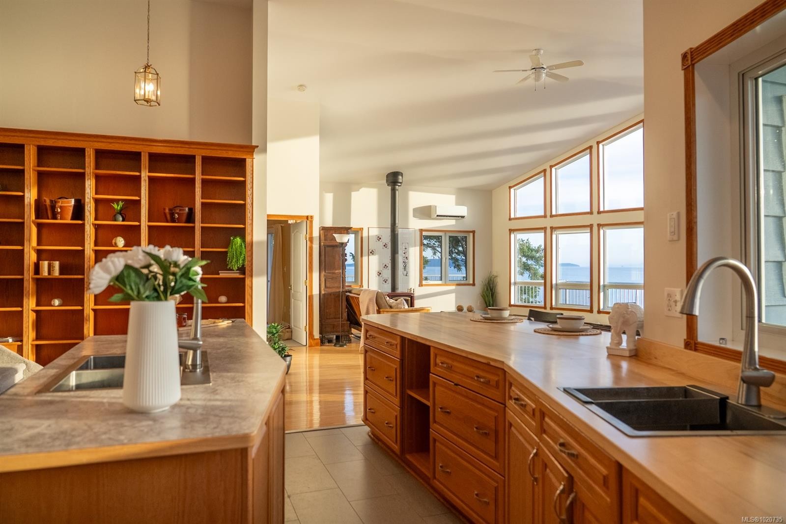 37189 Schooner Way, Pender Island, BC