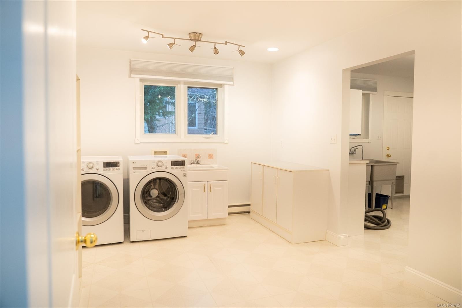 37189 Schooner Way, Pender Island, BC