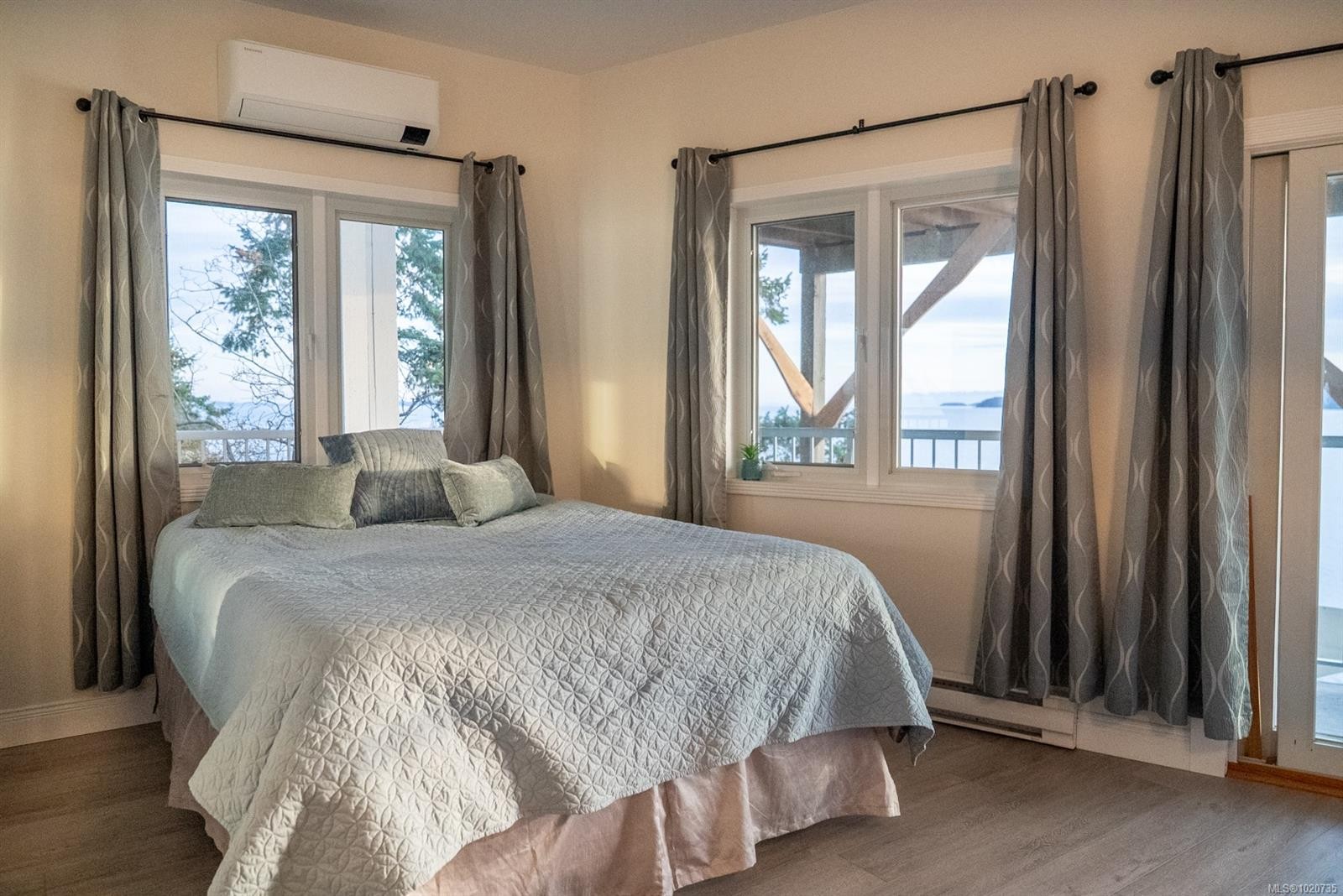 37189 Schooner Way, Pender Island, BC