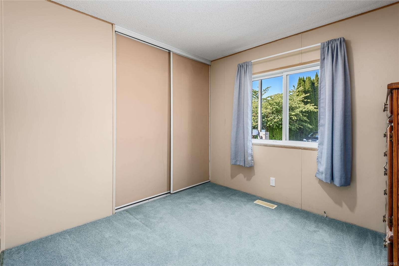 1-2200 Lambert Dr, Courtenay, BC