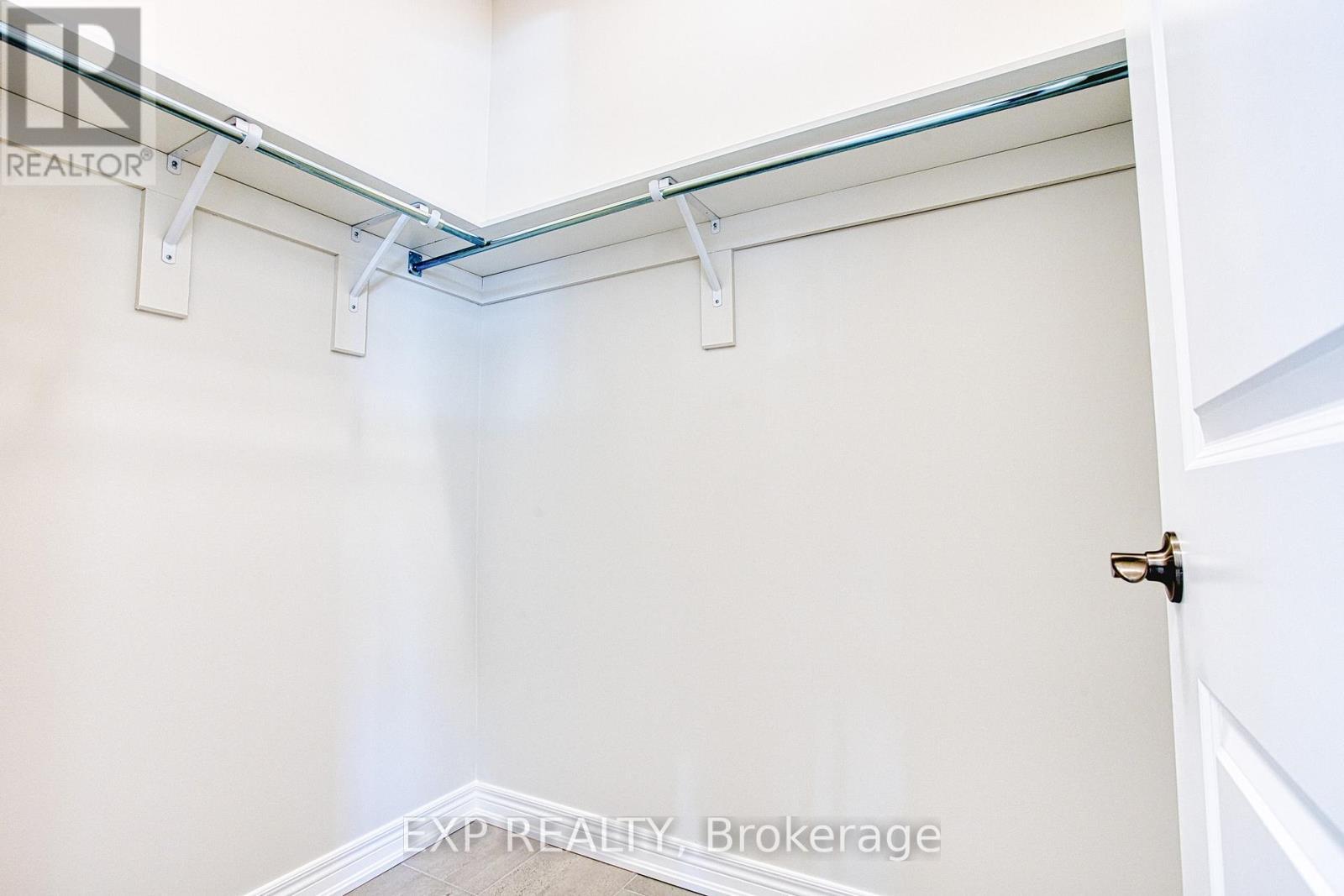 Upper - 20 Elvira Way, Thorold, ON - Indoor With Storage