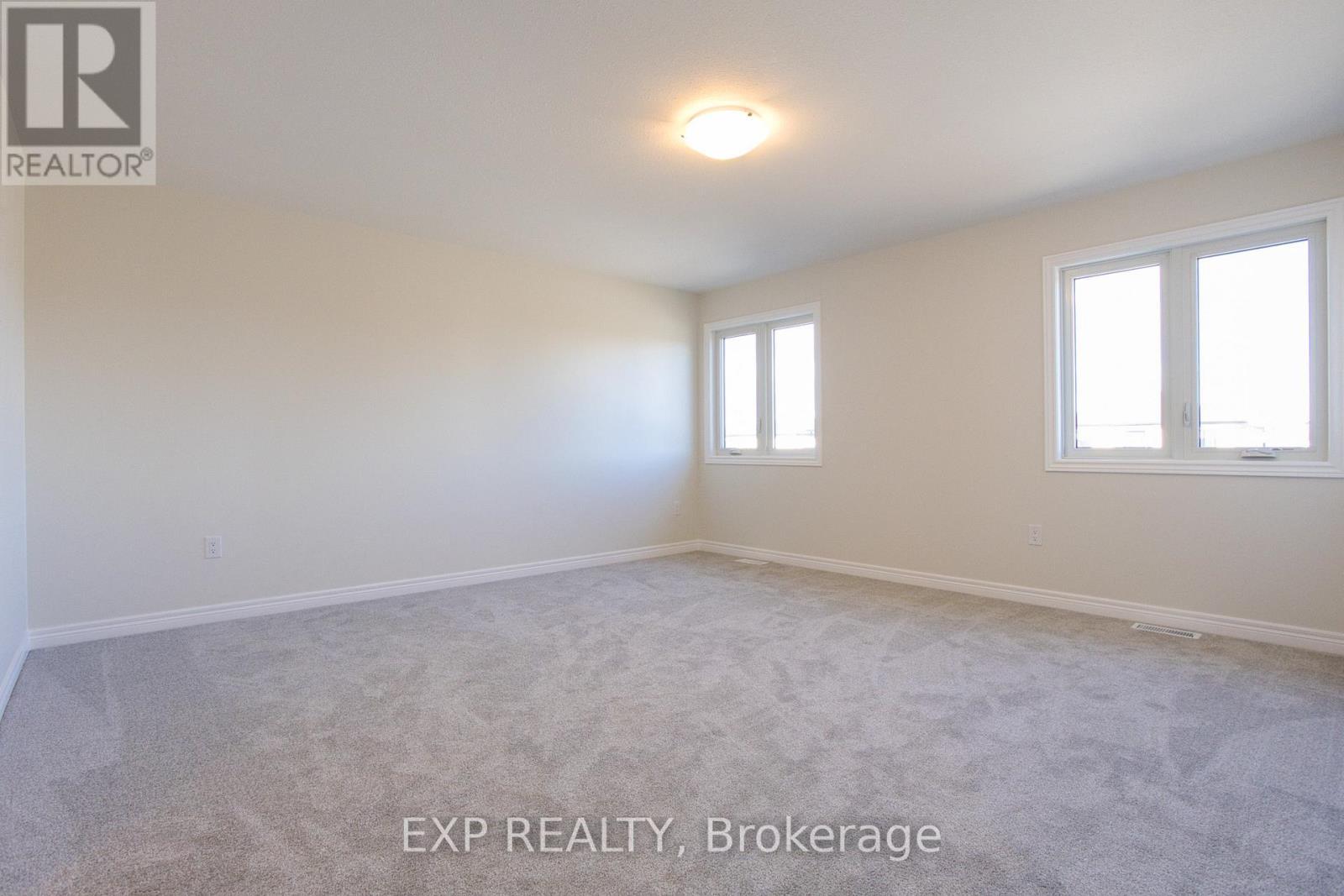 Upper - 20 Elvira Way, Thorold, ON - Indoor Photo Showing Other Room