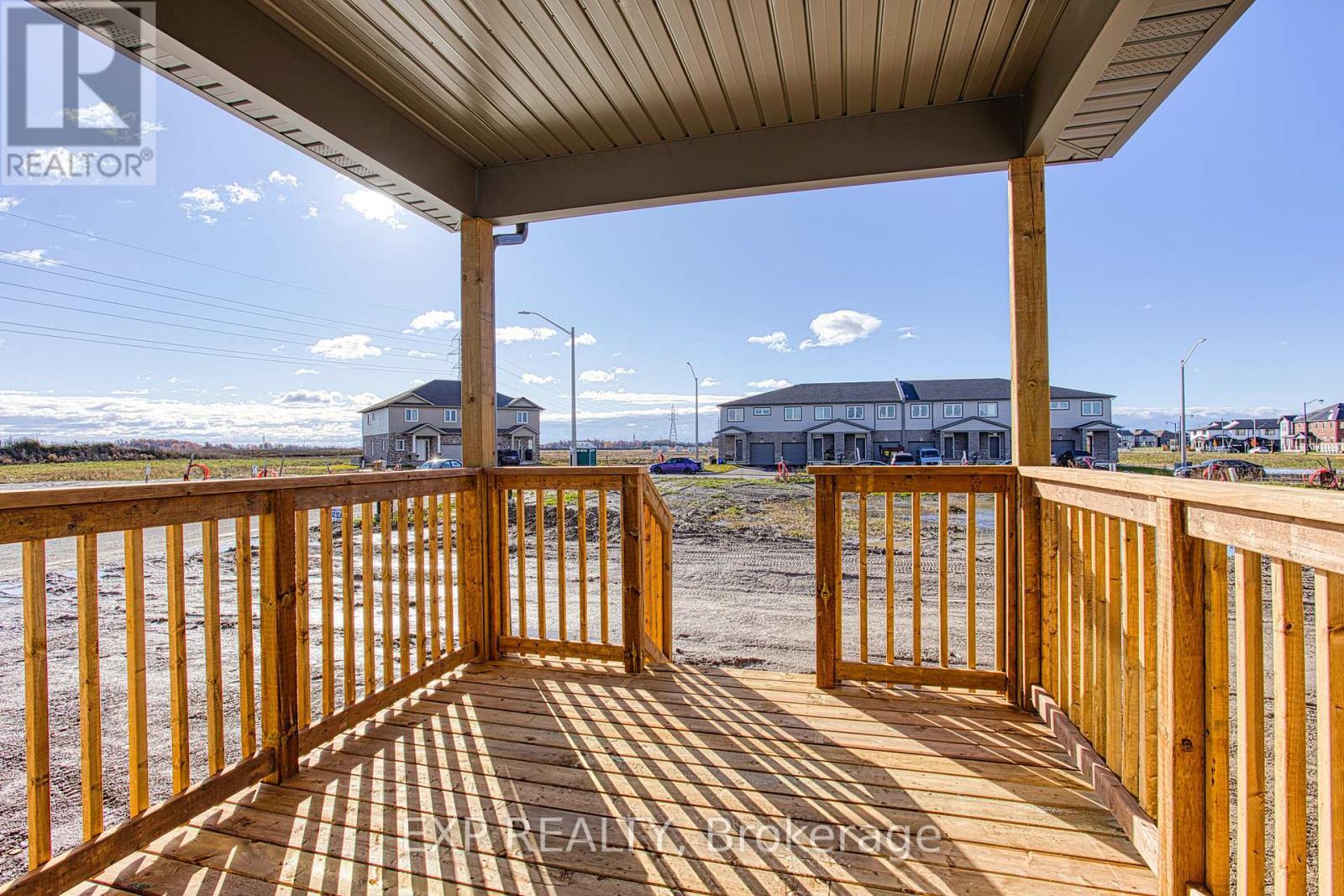 Upper - 20 Elvira Way, Thorold, ON - Outdoor With Exterior