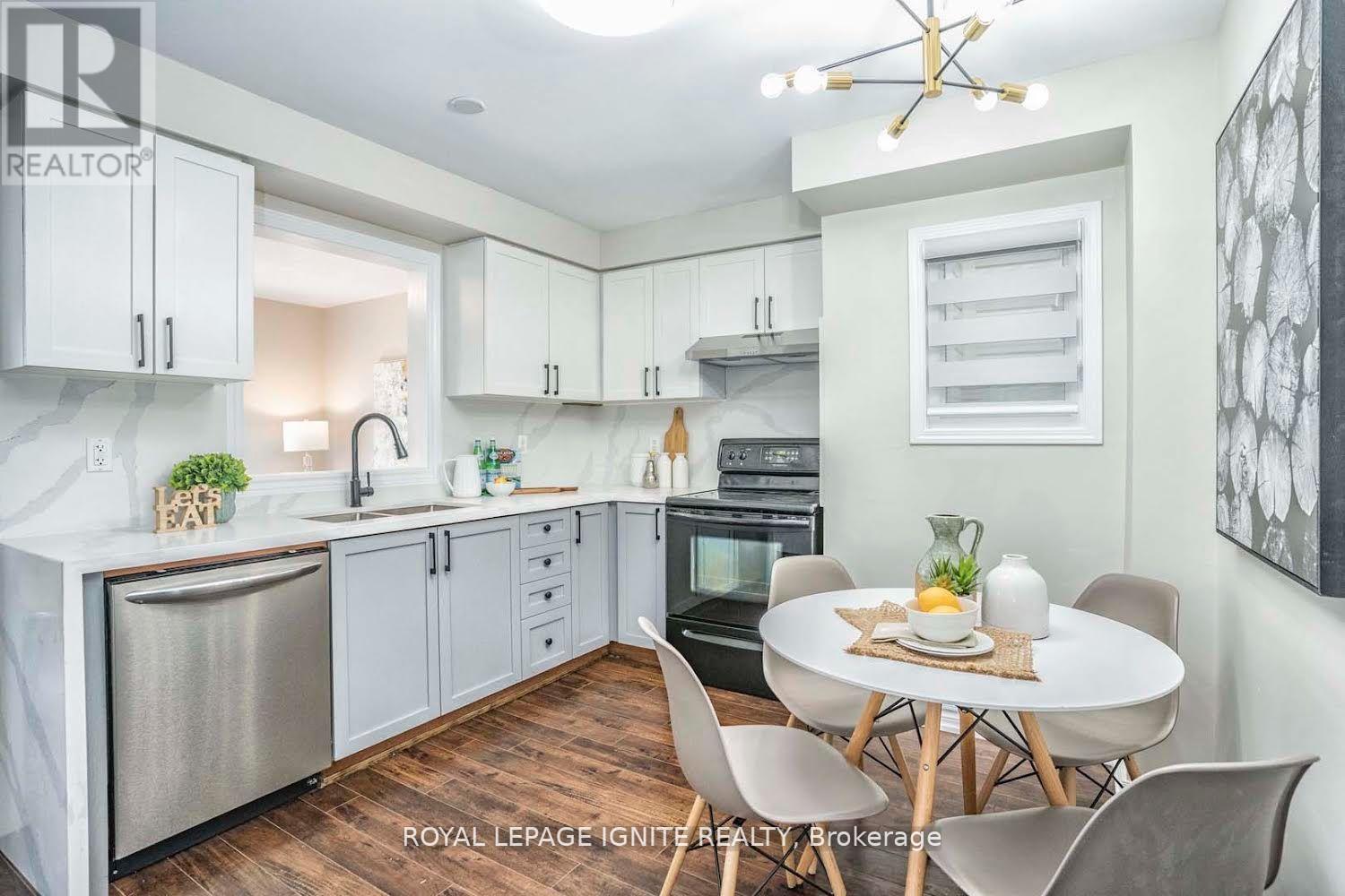 172 Kirkland Place, Whitby, ON - Indoor