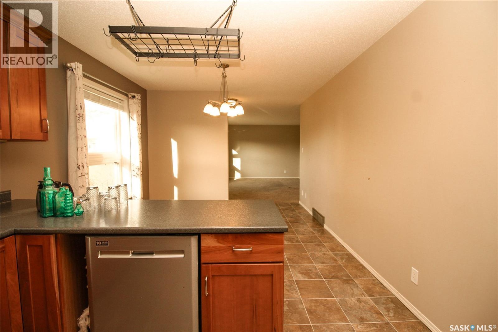 406 Main Street, Climax, SK - Indoor