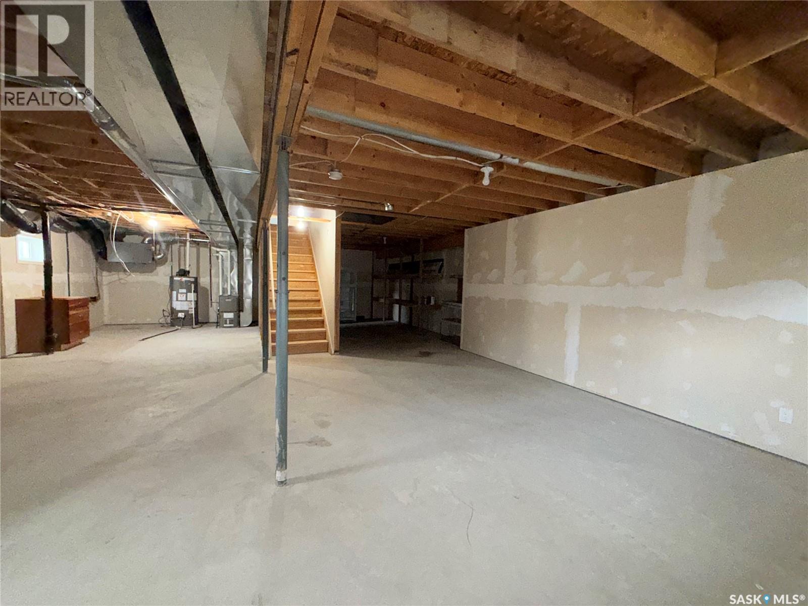 406 Main Street, Climax, SK - Indoor Photo Showing Other Room