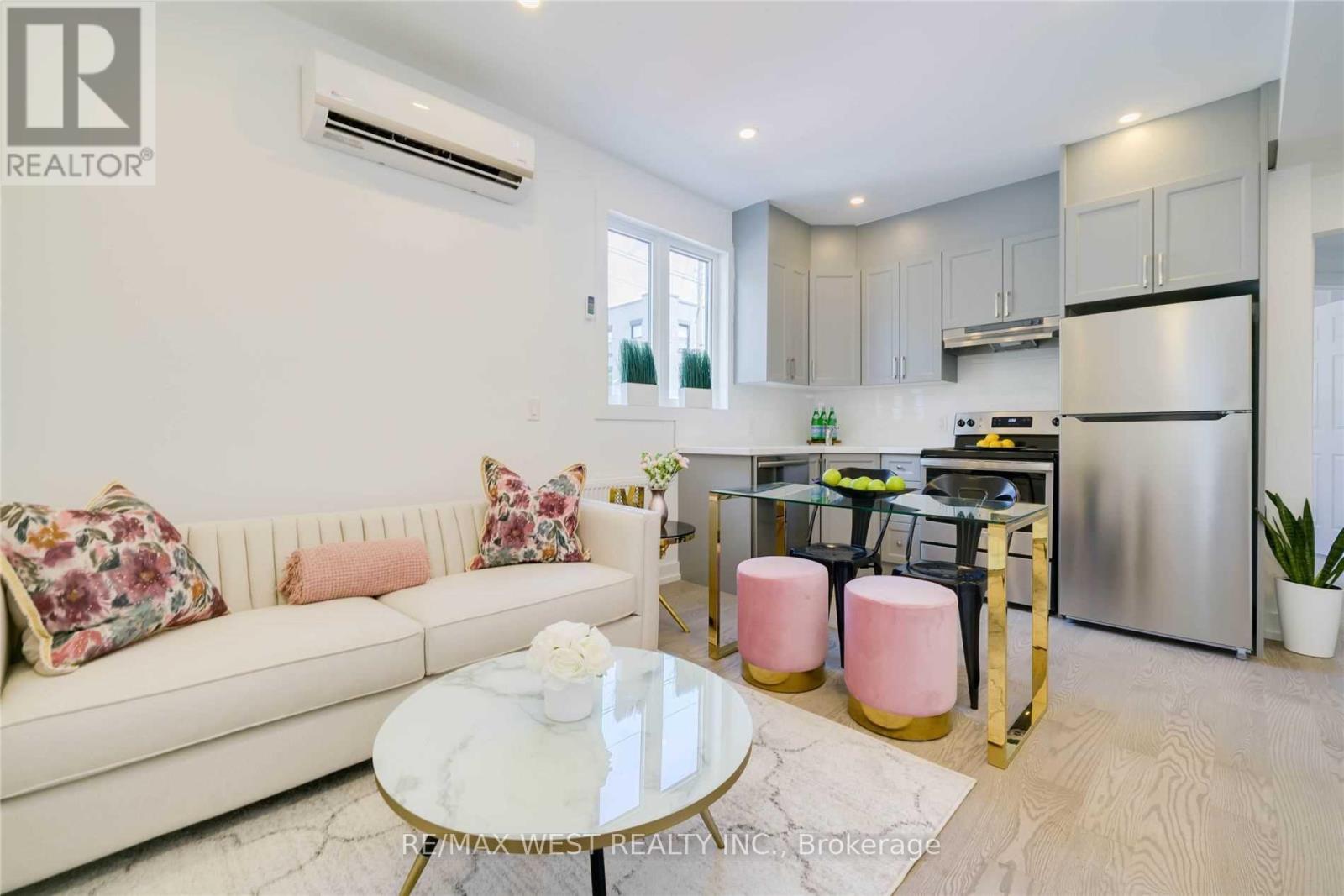 Main - 129 Curzon Street, Toronto, ON - Indoor