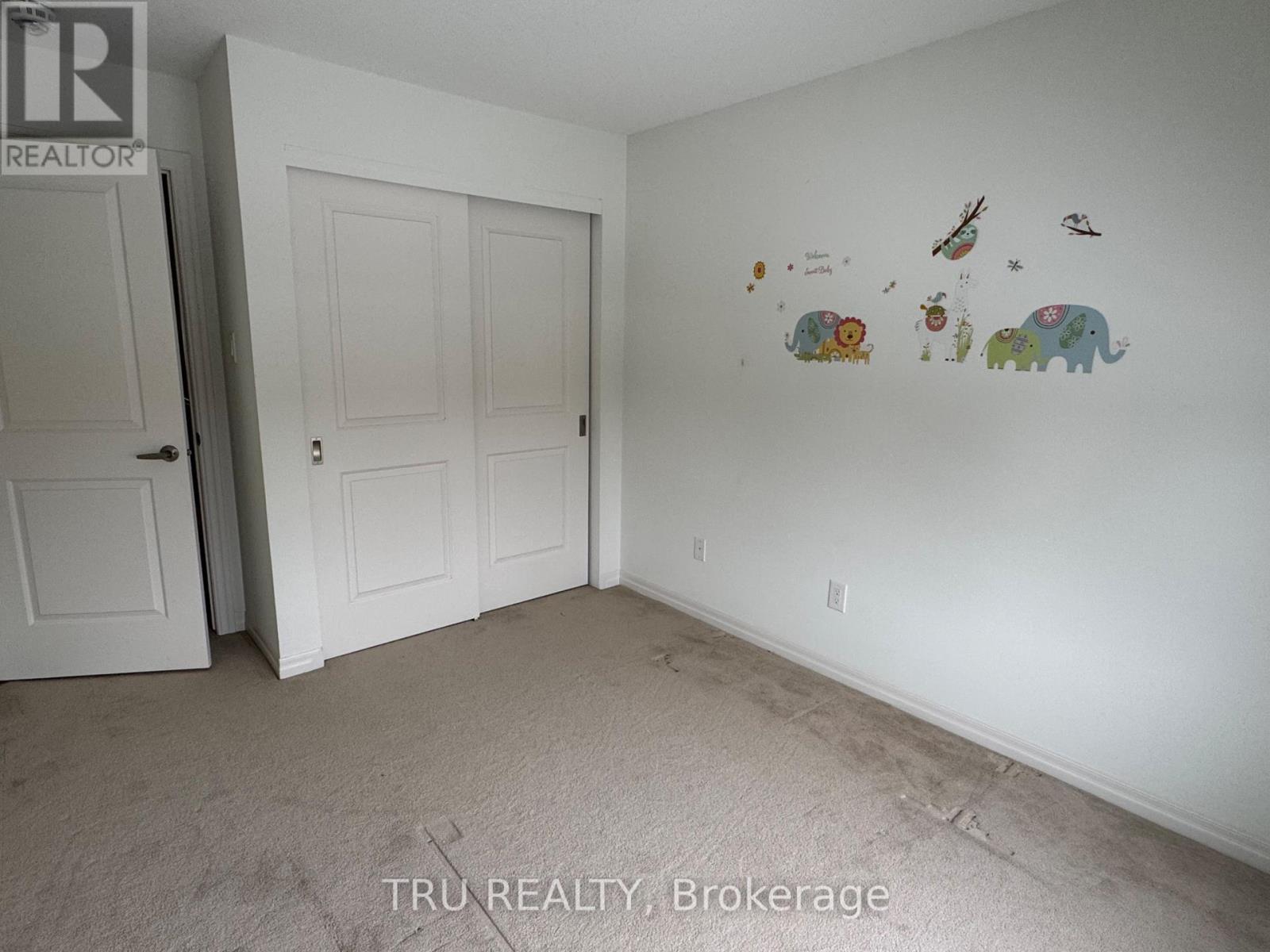 534 Rioja Street, Ottawa, ON - Indoor Photo Showing Other Room