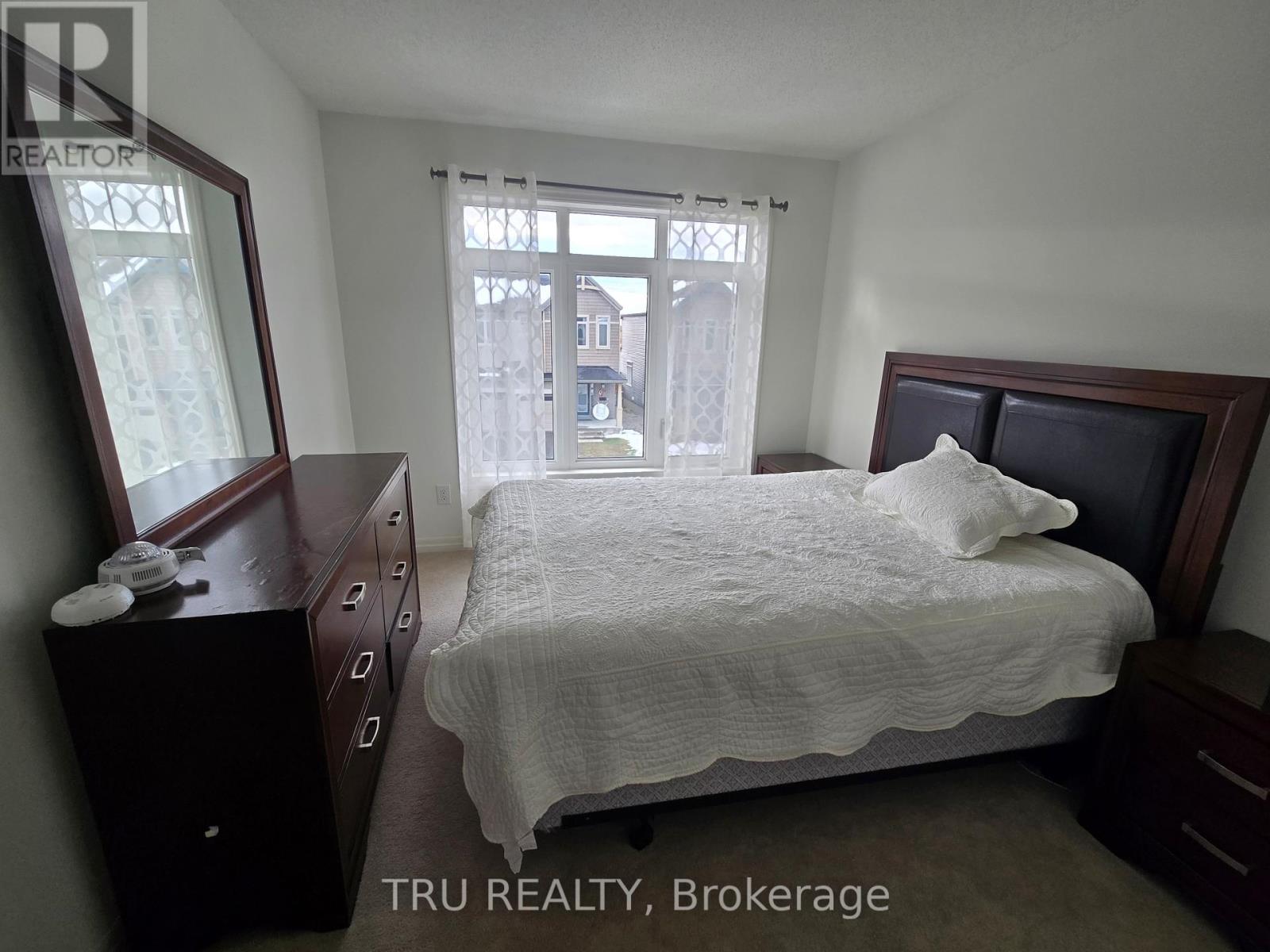 Bedroom 3 - 534 Rioja Street, Ottawa, ON - Indoor Photo Showing Bedroom