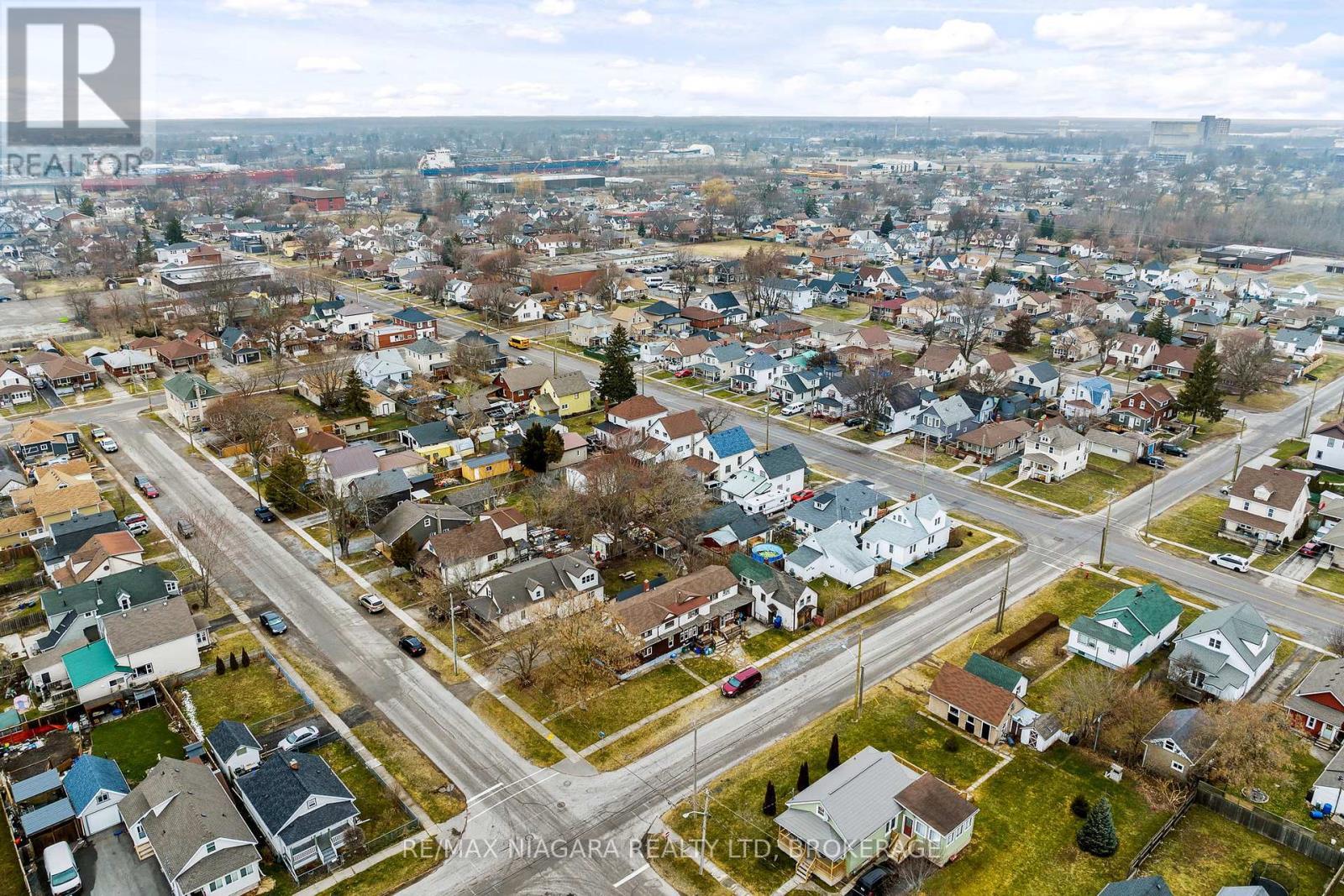 48 Johnston Street, Port Colborne (Killaly East), ON - Outdoor With View
