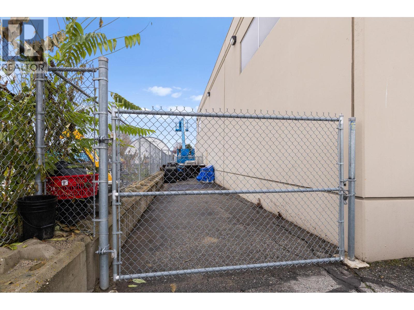 Unit A - 3312 Appaloosa Road Unit# 4, Kelowna, BC