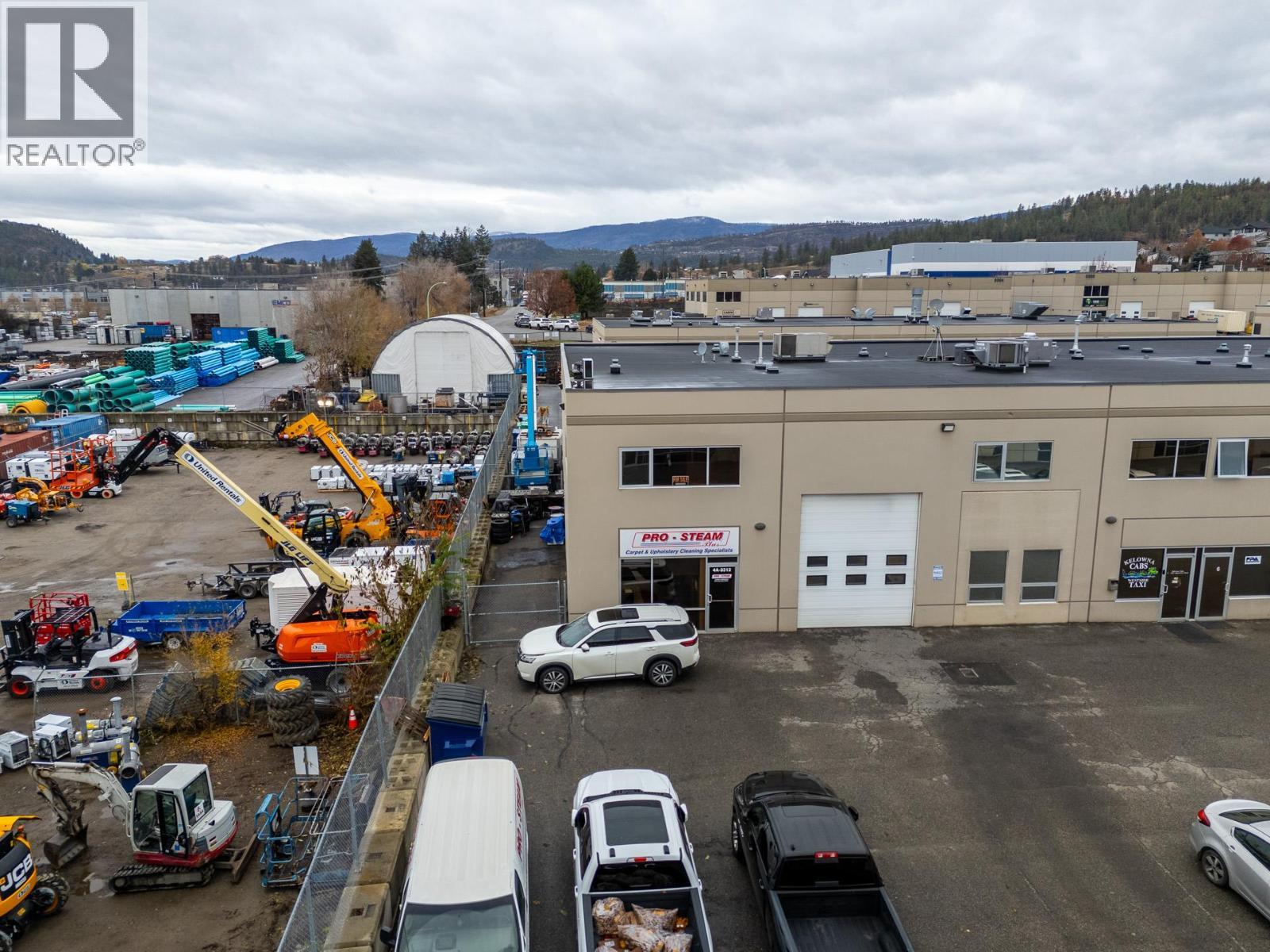 Unit A - 3312 Appaloosa Road Unit# 4, Kelowna, BC