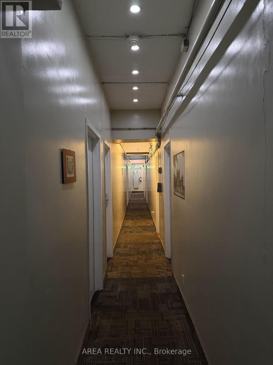 135 Jarvis Street, Toronto, ON