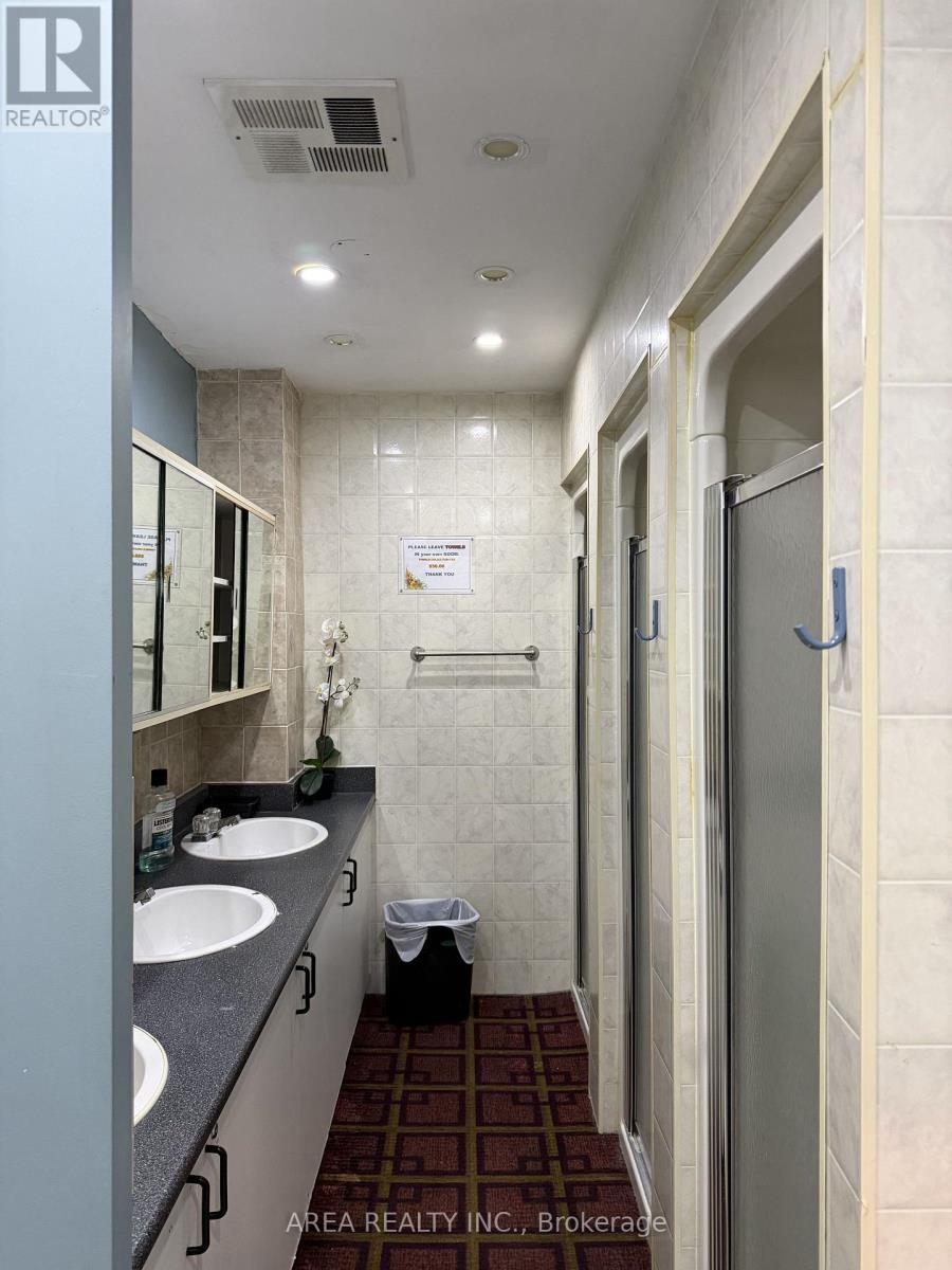 135 Jarvis Street, Toronto, ON