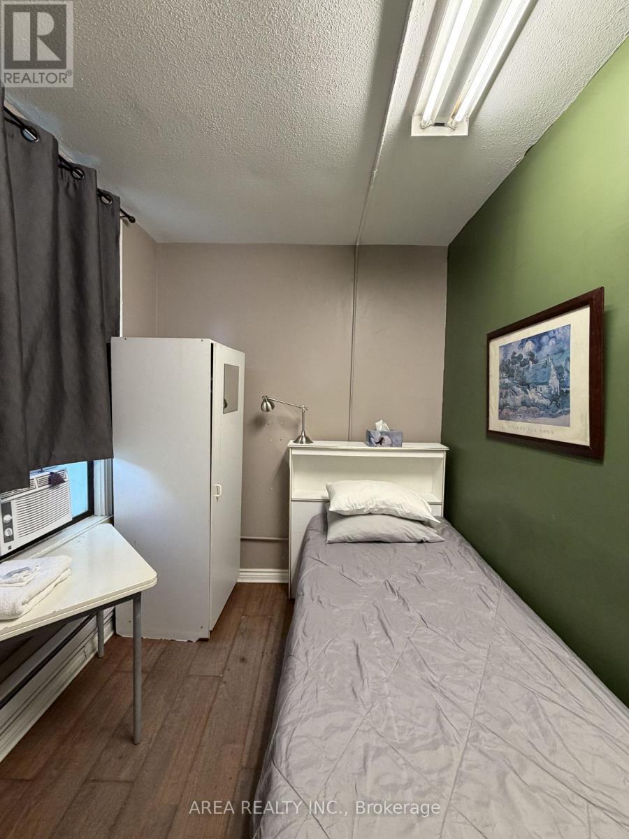 135 Jarvis Street, Toronto, ON