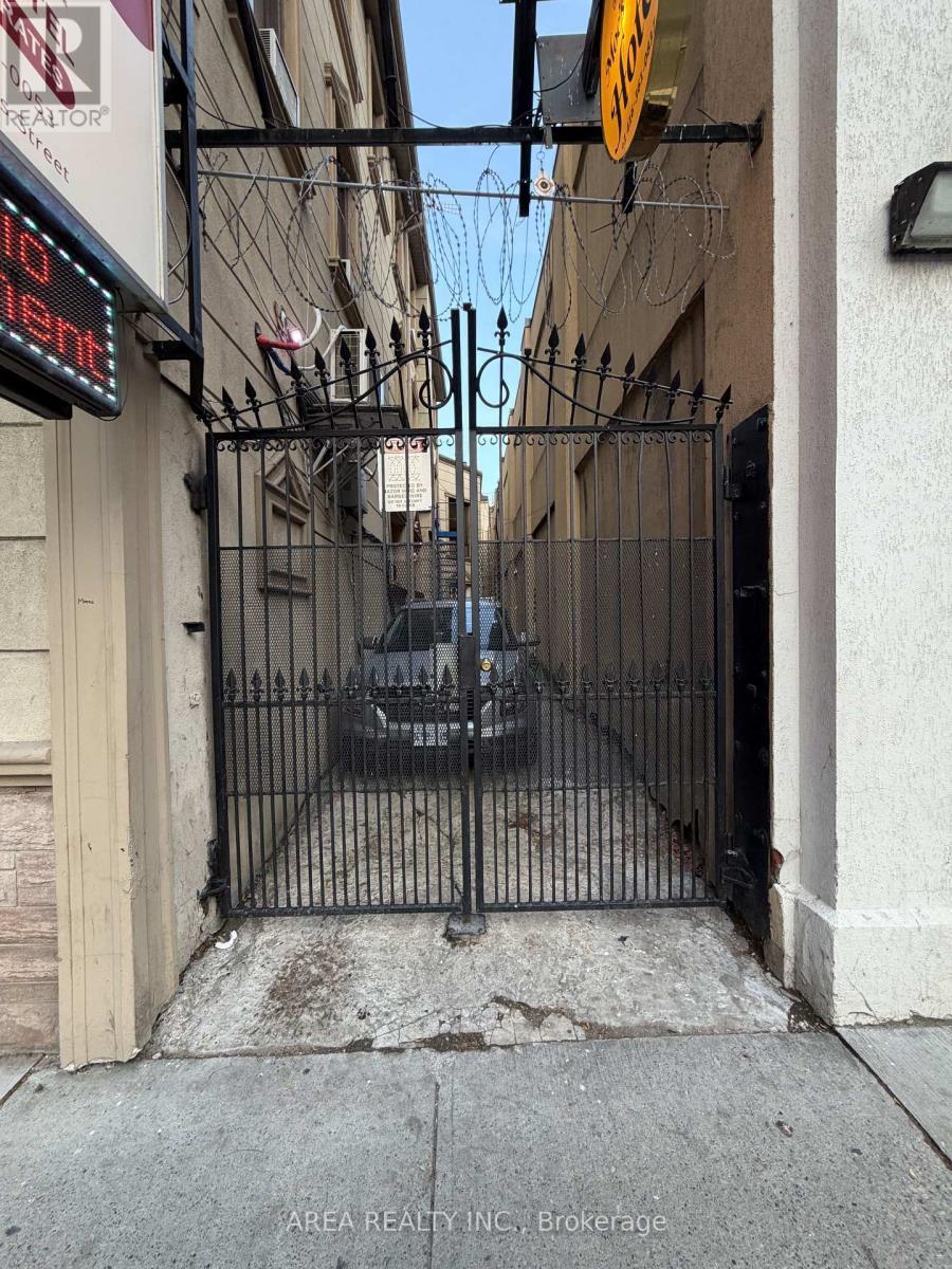 135 Jarvis Street, Toronto, ON