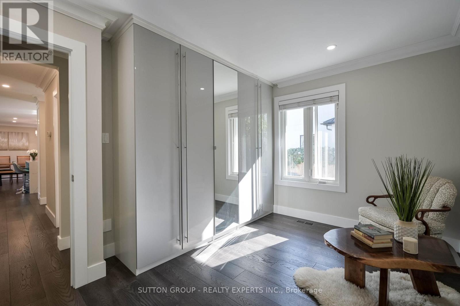 390 Wendall Place, Oakville, ON - Indoor Photo Showing Other Room