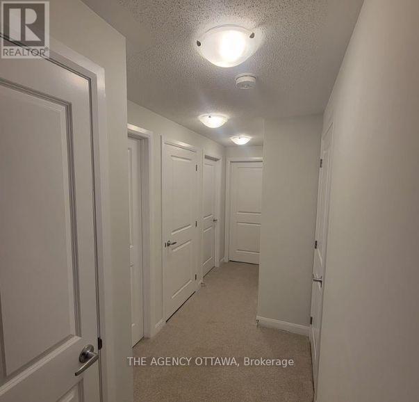 12 - 401 Glenroy Gilbert Drive, Ottawa, ON - Indoor Photo Showing Other Room