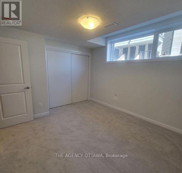 12 - 401 Glenroy Gilbert Drive, Ottawa, ON - Indoor Photo Showing Other Room