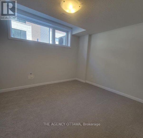 12 - 401 Glenroy Gilbert Drive, Ottawa, ON - Indoor Photo Showing Other Room