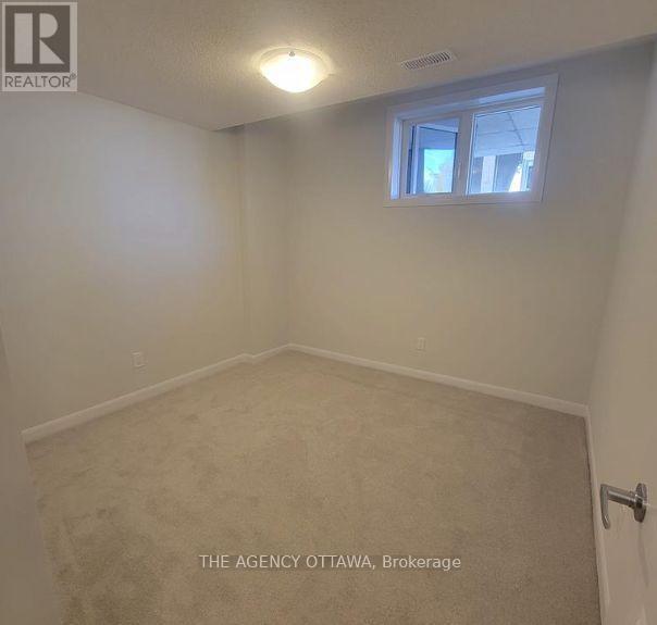 12 - 401 Glenroy Gilbert Drive, Ottawa, ON - Indoor Photo Showing Other Room