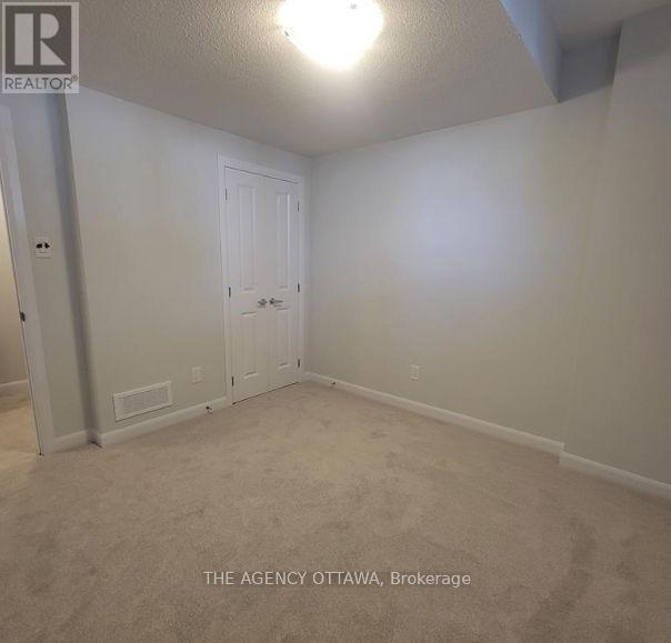 12 - 401 Glenroy Gilbert Drive, Ottawa, ON - Indoor Photo Showing Other Room