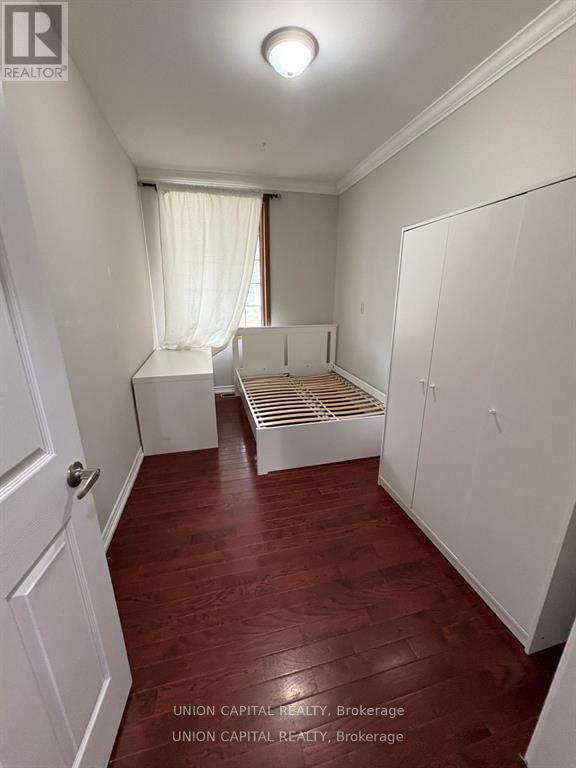 38 Ward Avenue, Hamilton, ON - Indoor Photo Showing Other Room