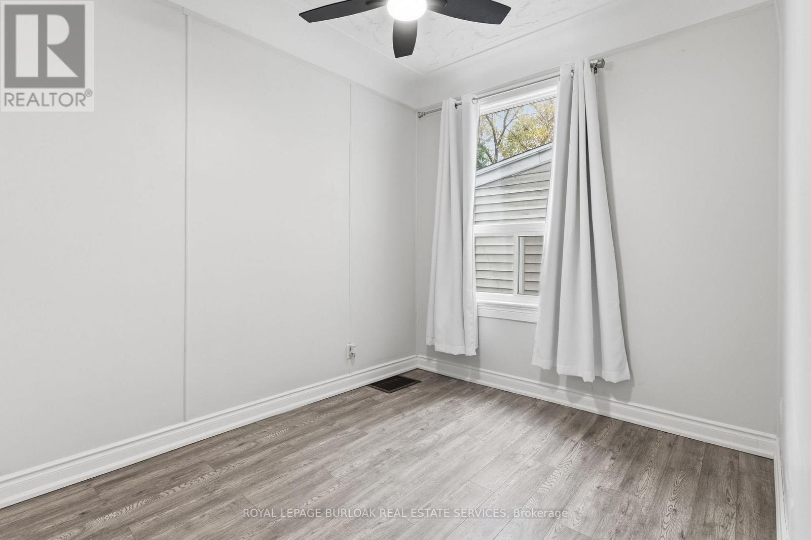 71 Glendale Avenue N, Hamilton, ON - Indoor Photo Showing Other Room