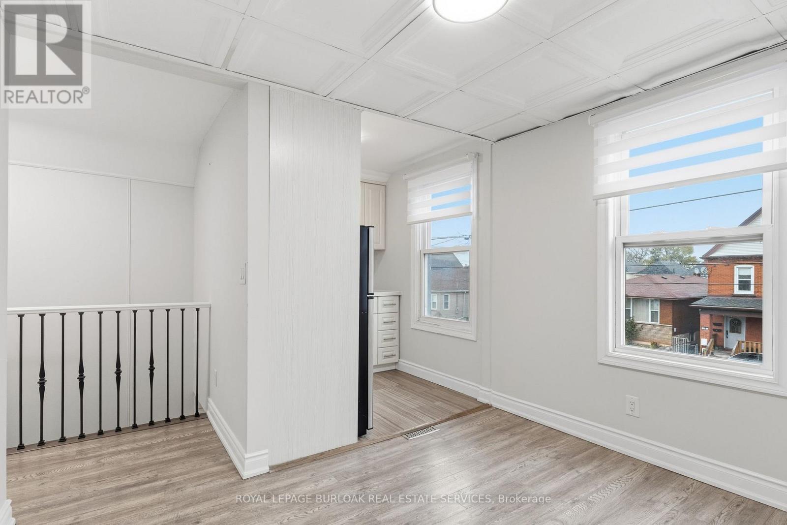 71 Glendale Avenue N, Hamilton, ON - Indoor Photo Showing Other Room