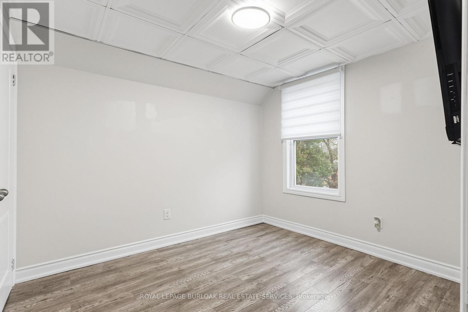 71 Glendale Avenue N, Hamilton, ON - Indoor Photo Showing Other Room