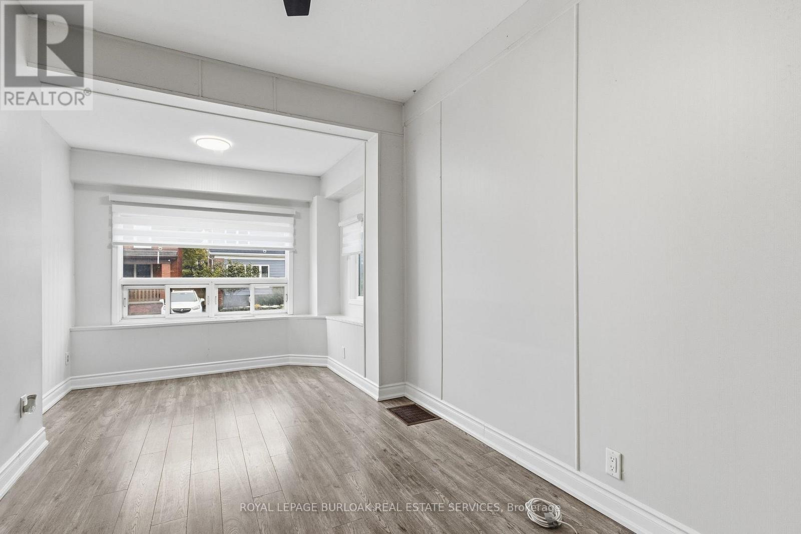 71 Glendale Avenue N, Hamilton, ON - Indoor Photo Showing Other Room