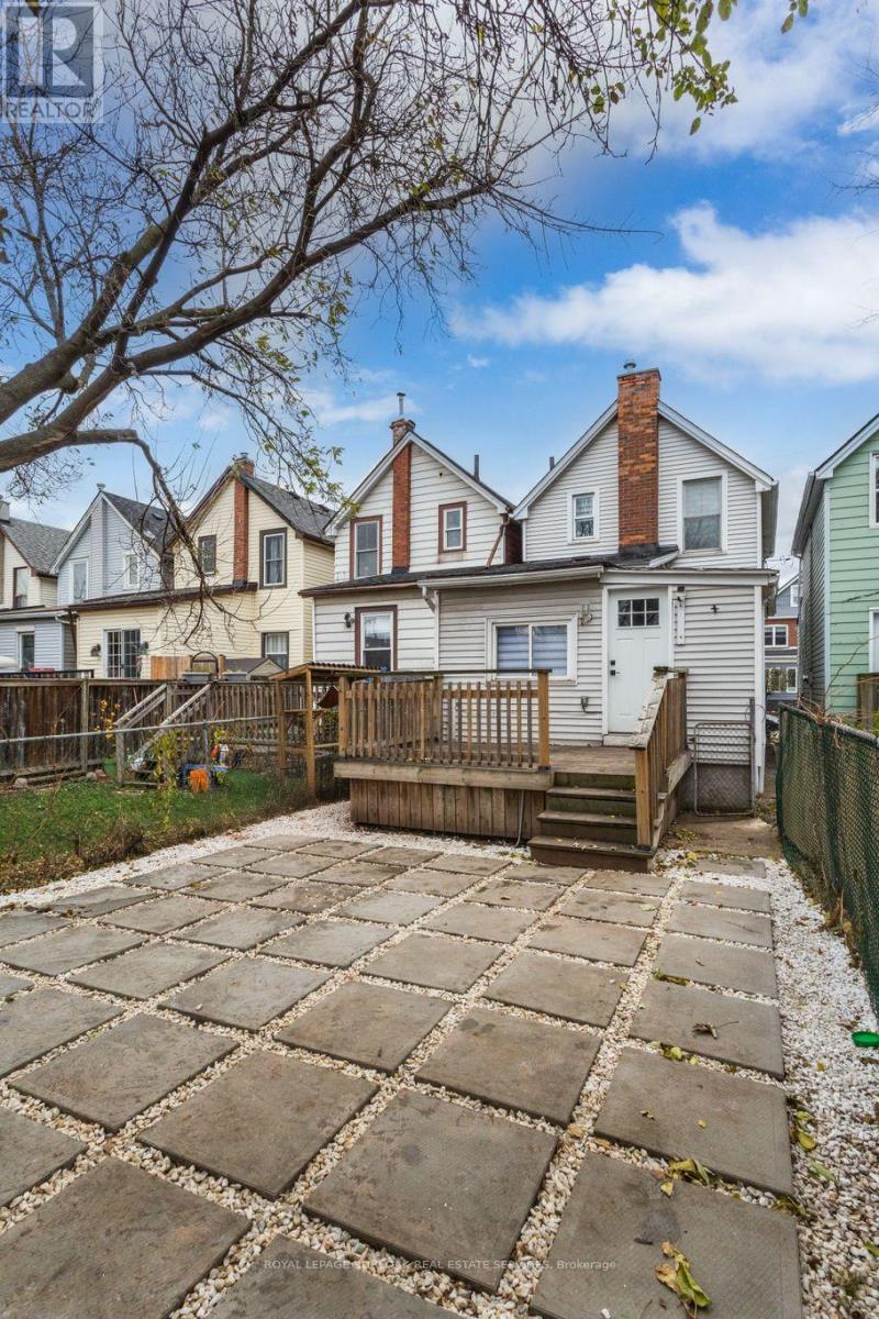 71 Glendale Avenue N, Hamilton, ON - Outdoor With Deck Patio Veranda
