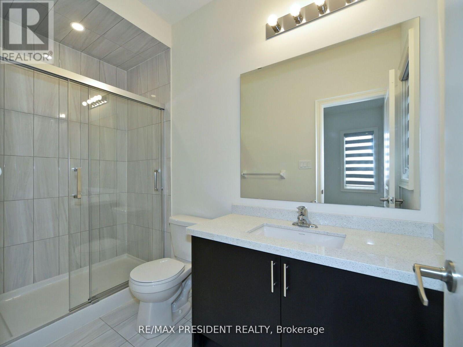 210 Mckean Drive, Whitchurch-Stouffville, ON - Indoor Photo Showing Bathroom