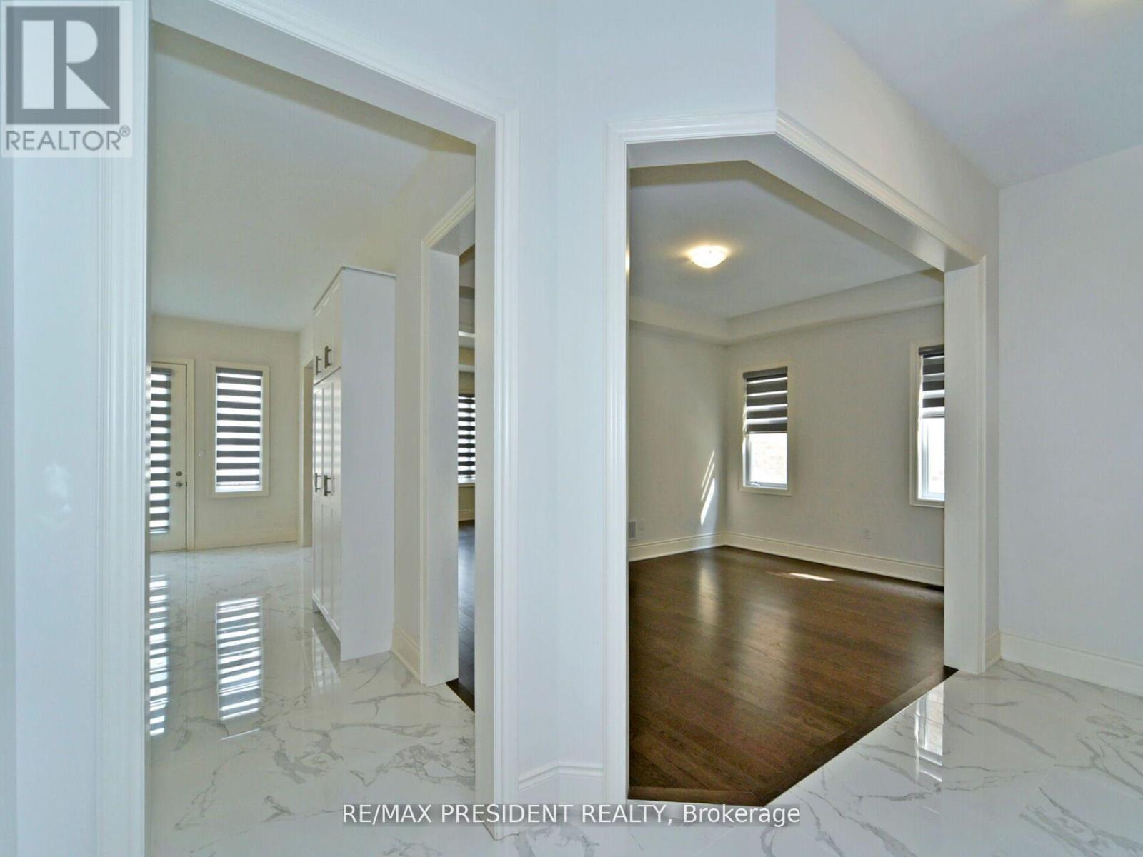 210 Mckean Drive, Whitchurch-Stouffville, ON - Indoor Photo Showing Other Room