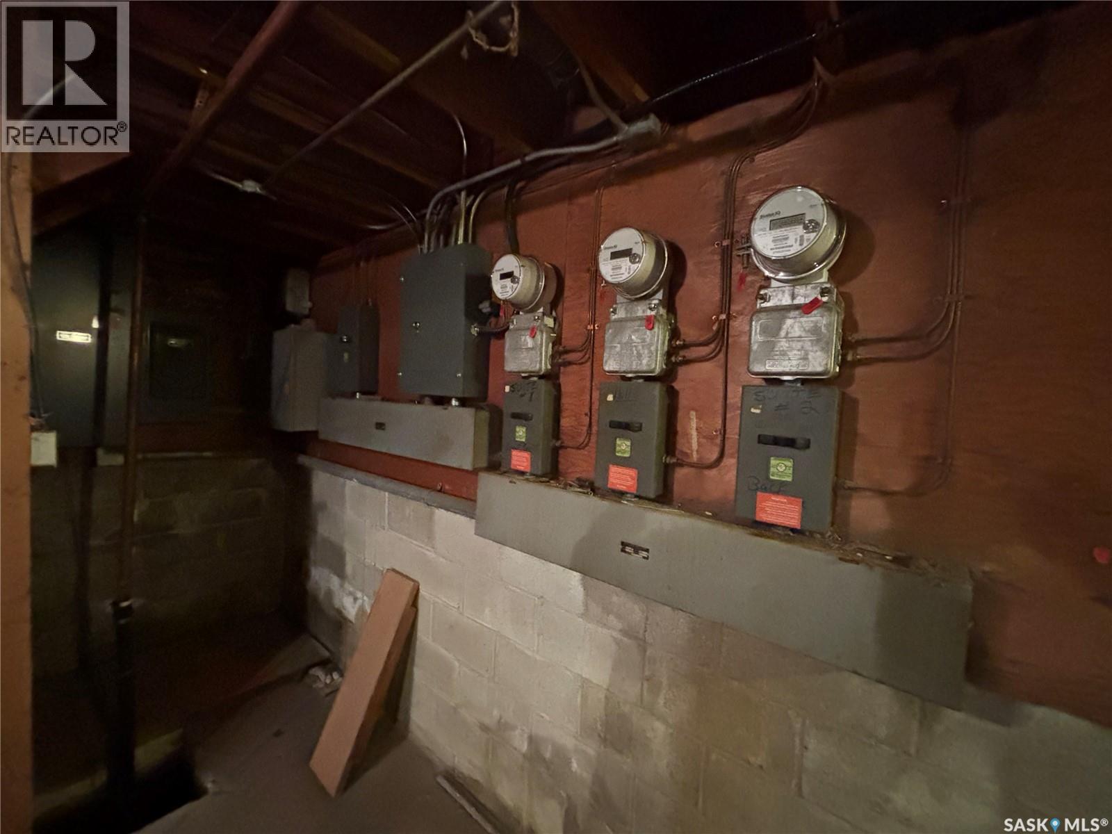 113 & 115 Main Street, Melfort, SK