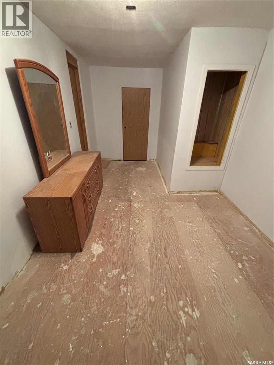 113 & 115 Main Street, Melfort, SK