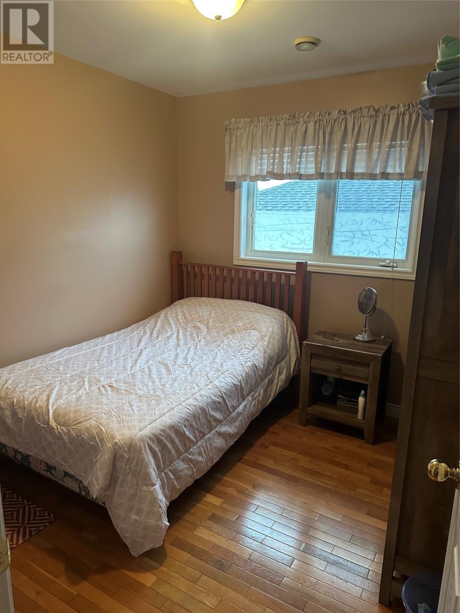 29 Ashgrove Drive, Paradise, NL - Indoor Photo Showing Bedroom