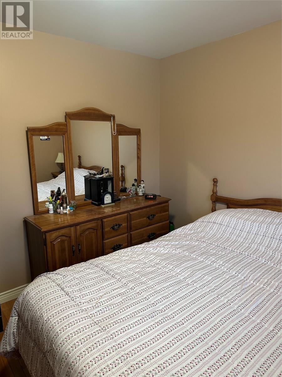29 Ashgrove Drive, Paradise, NL - Indoor Photo Showing Bedroom