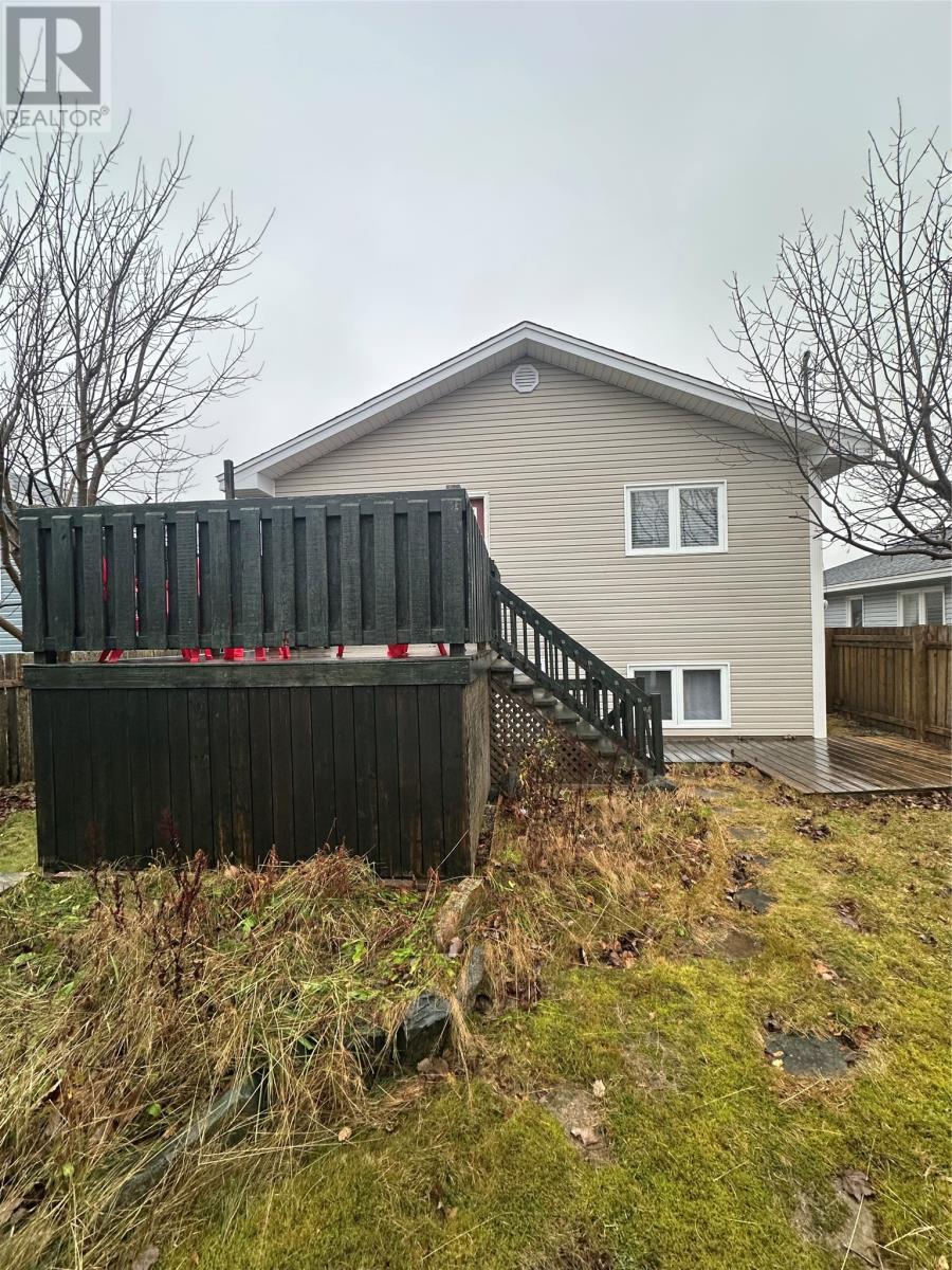 29 Ashgrove Drive, Paradise, NL - Outdoor