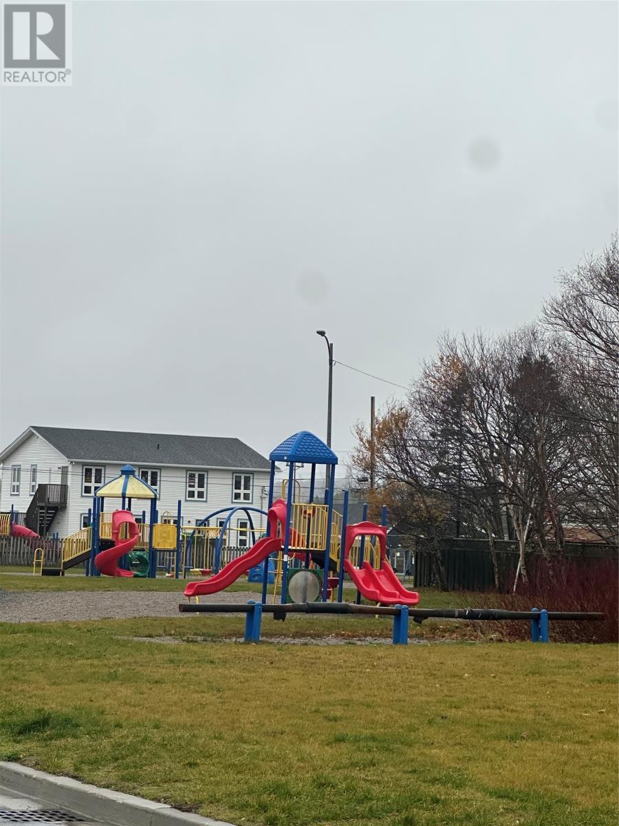 29 Ashgrove Drive, Paradise, NL - Outdoor