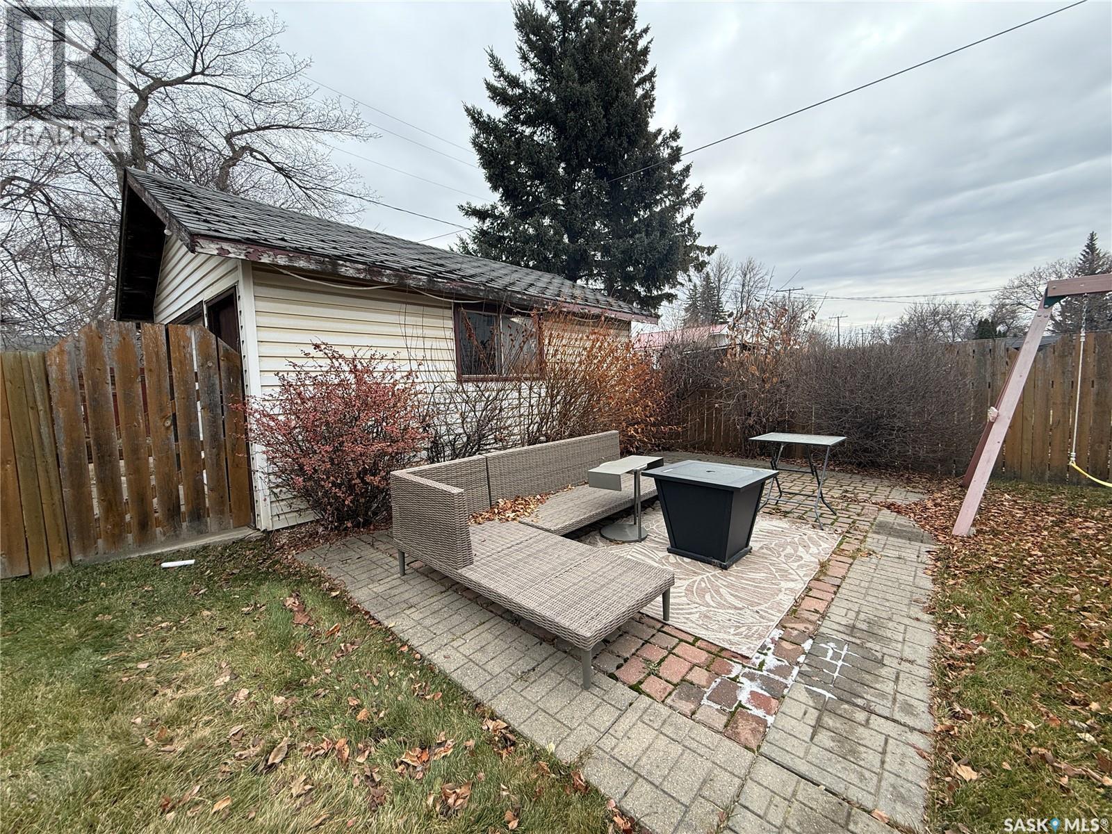 732 6Th Street, Humboldt, SK - Outdoor